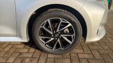 Toyota Yaris 1.5 Hybrid Design 5dr CVT Hybrid Hatchback